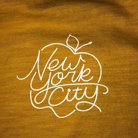 Yellow comfy tee - Picture 3 of 3